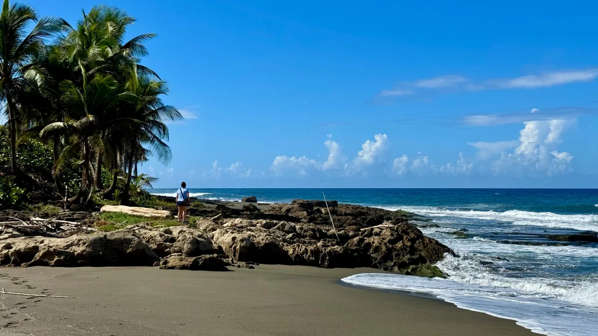 Crash Boat Beach turquoise water on the Discover Arecibo tour